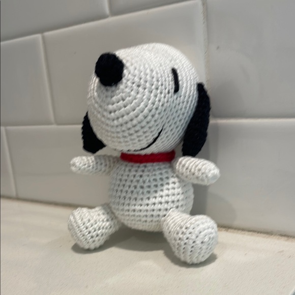 Handcrafted Snoopy Figure Toy Doll Amigurumi Crochet Peanuts Decor Handmade - Picture 9 of 11